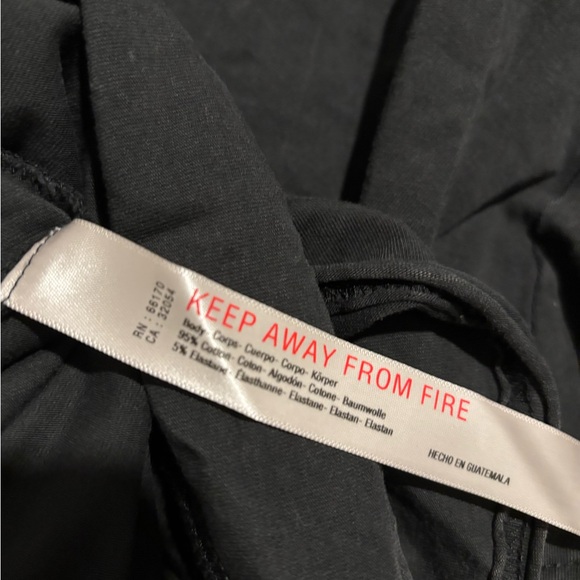 Free People Hot Shot Tee Romper In Washed Black. NWOT! Sz S - Picture 9 of 9